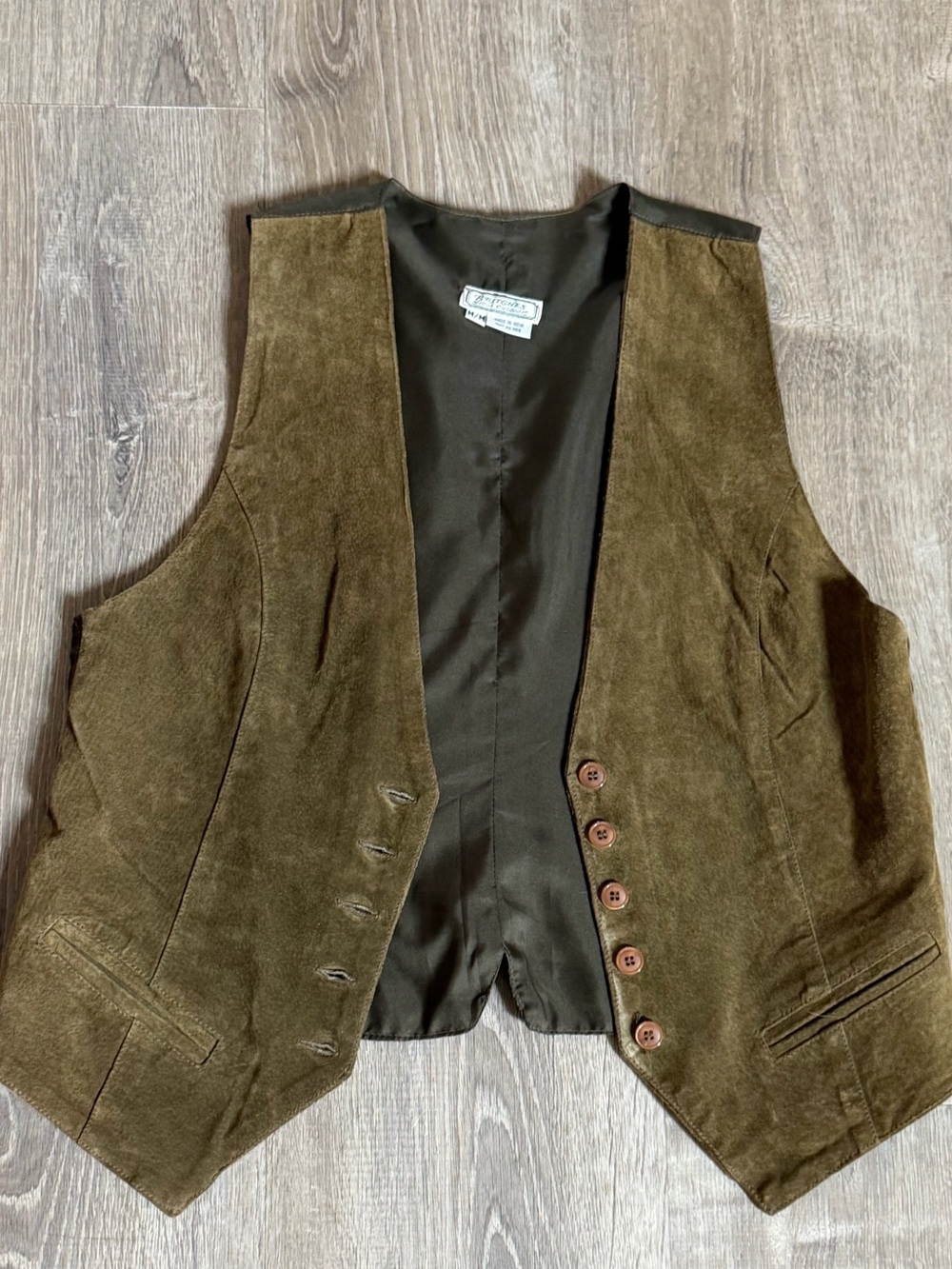 Britches Great Outdoors Genuine Suede Leather Vest/Olive Suede Button Front Vest - Picture 3 of 6